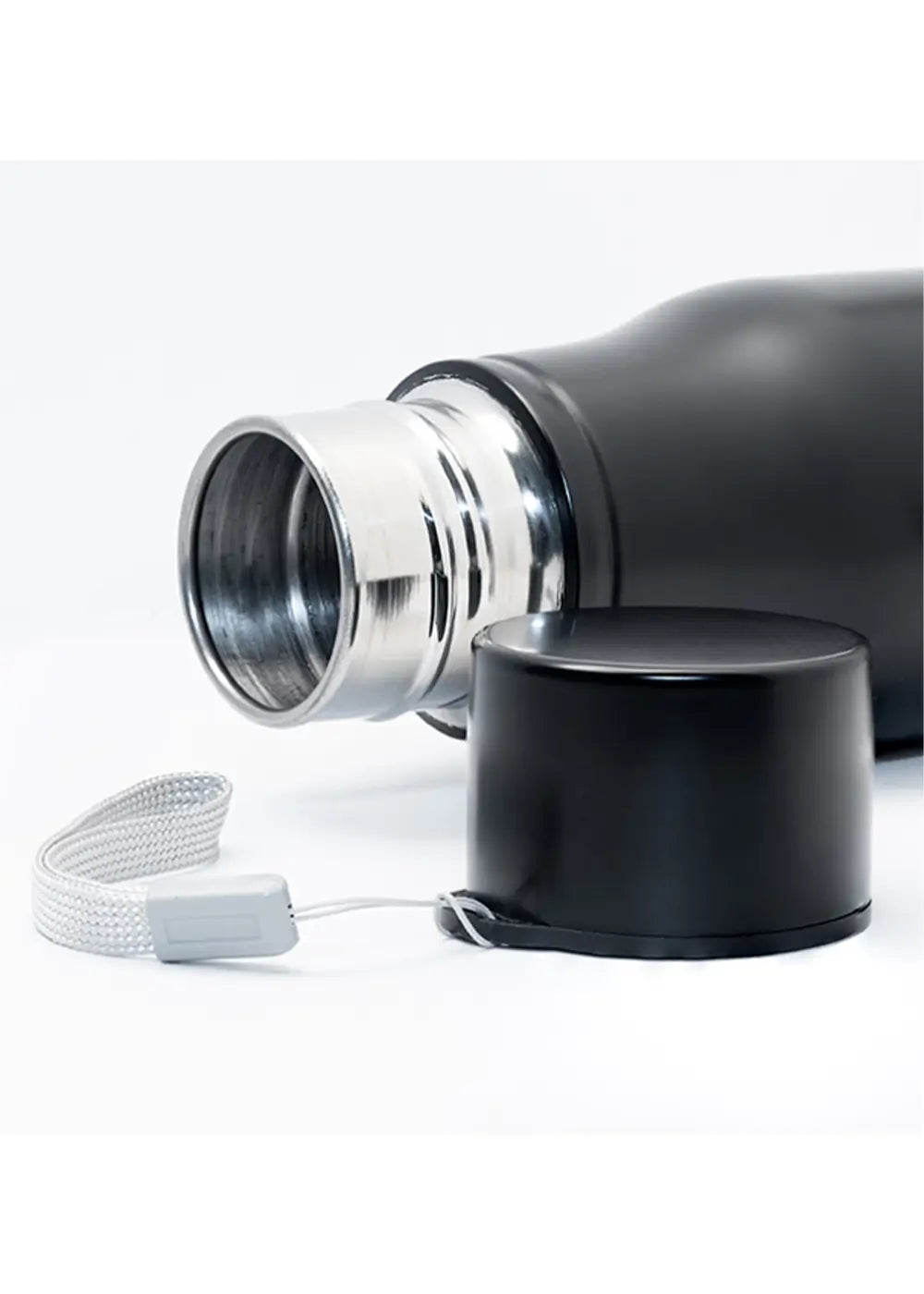 Black Engraved 750ml Stainless Steel Water Bottle – Leak-Proof & BPA-Free